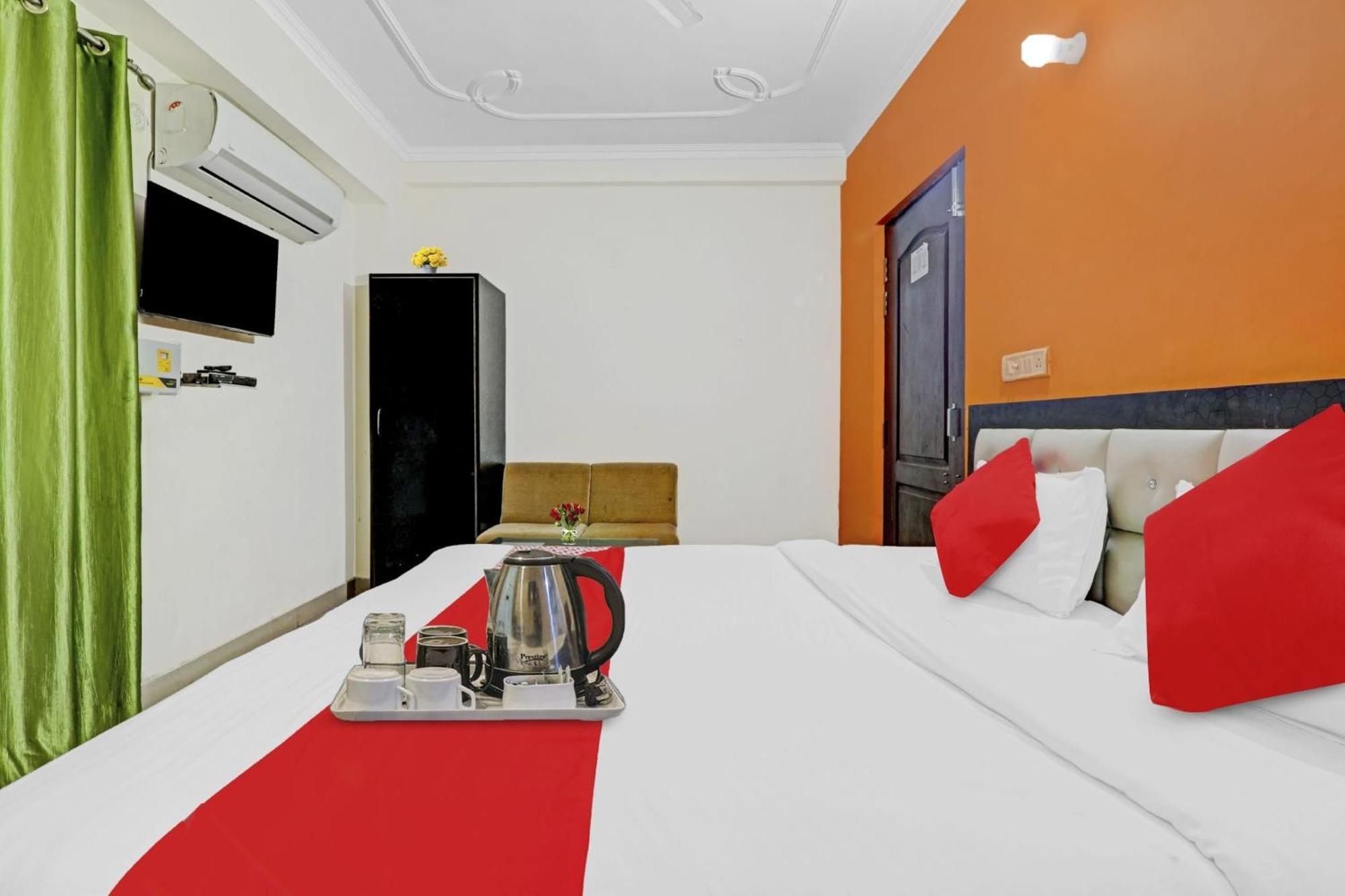 Hotel O J.D Palace Chinhat المظهر الخارجي الصورة