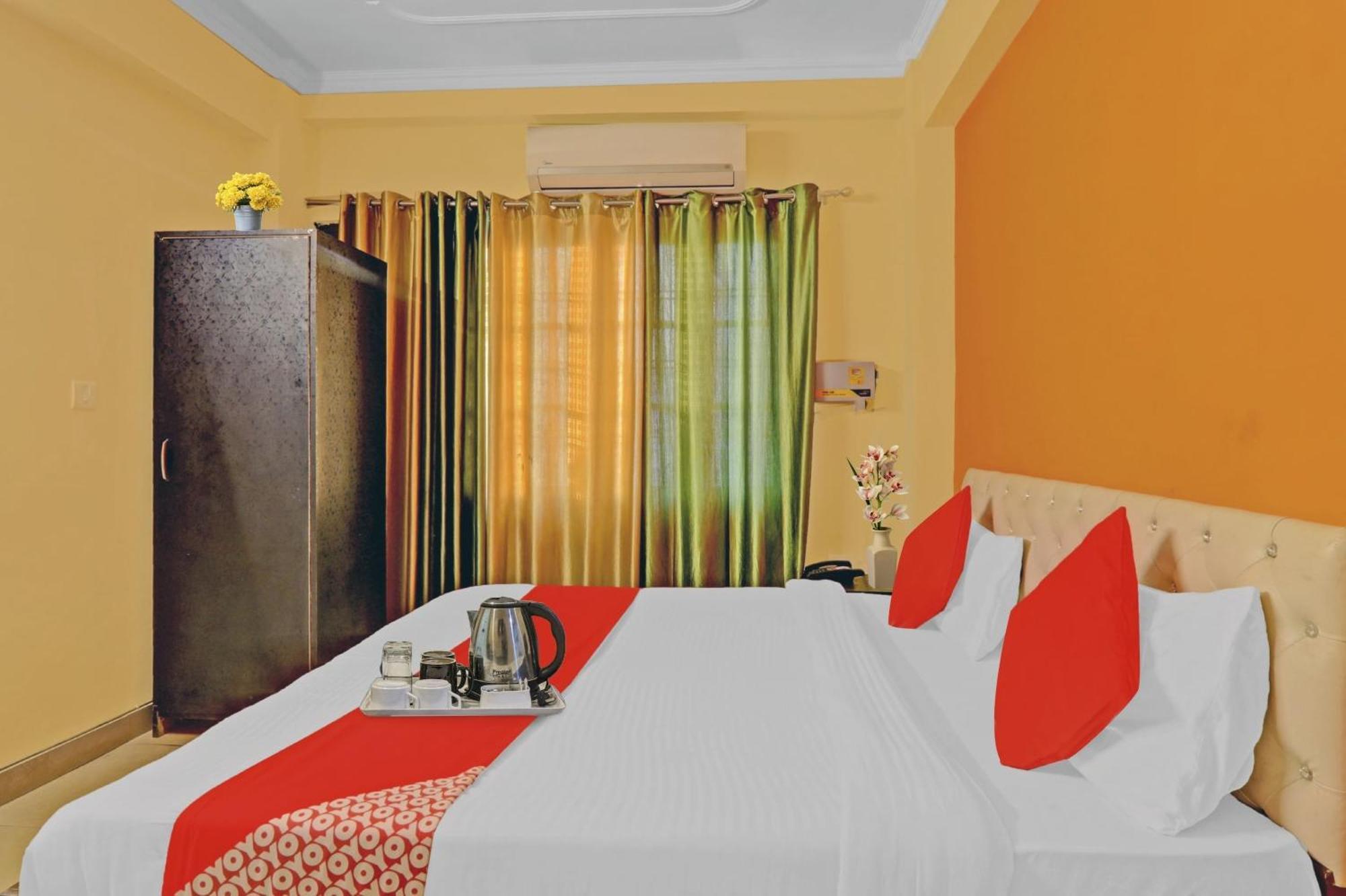Hotel O J.D Palace Chinhat المظهر الخارجي الصورة